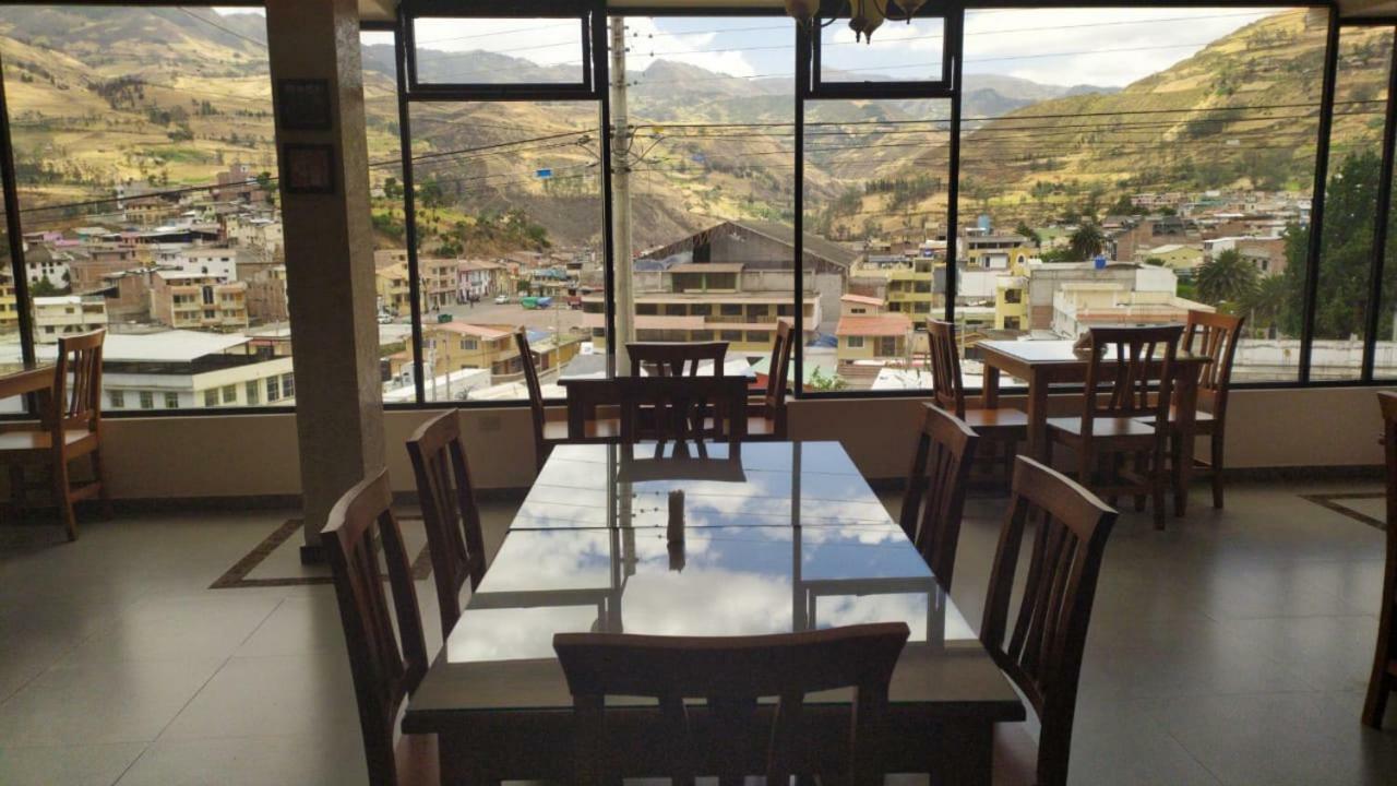 Hostal Resto - Bar "El Penon" Alausí Exterior photo